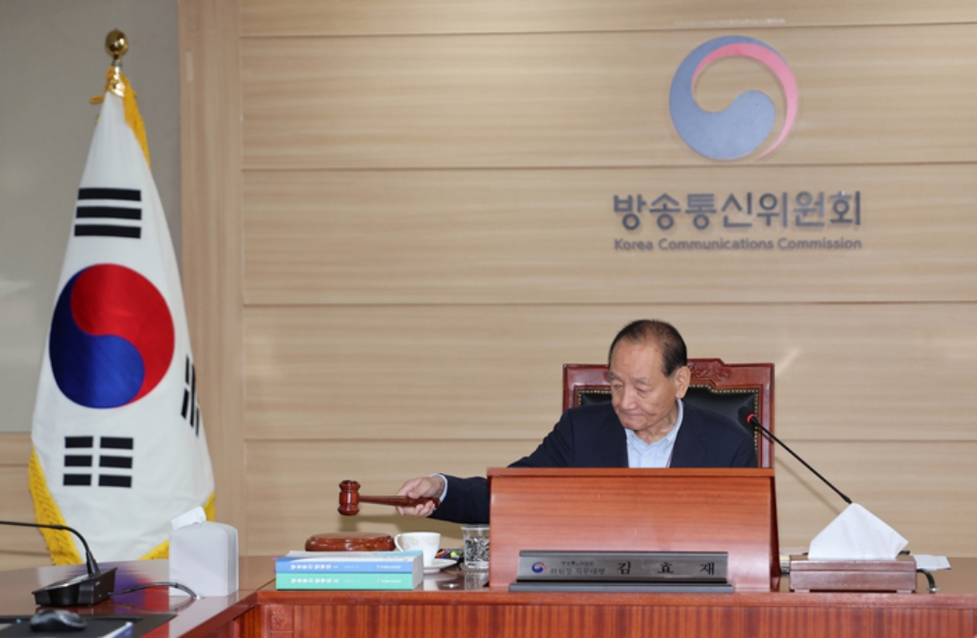 『여보, KBS 볼거야 안볼거야?』…전기요금서 분리되는 TV수신료