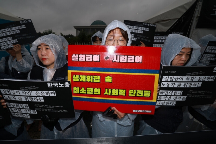 『시럽급여요?』 들끓는 여론…국힘 내부서도 「사고 쳤다」 한숨