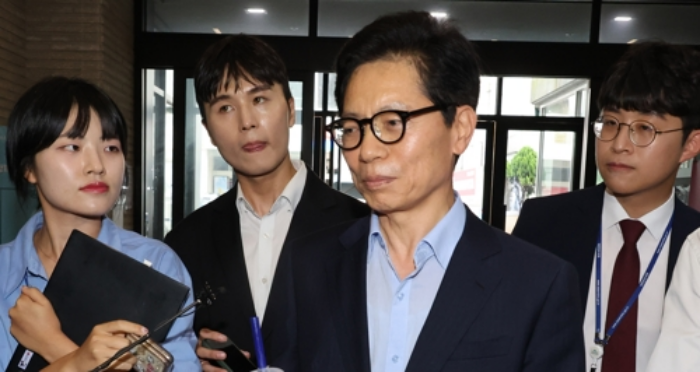 [속보] 與윤리위, 「수해 골프」홍준표에 당원권 정지 10개월