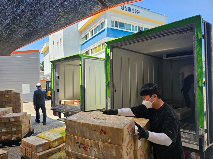 삼삼물산(주), 경상남도광역기부식품등지원센터로 3,500만원 상당 씨앗젓 기부
