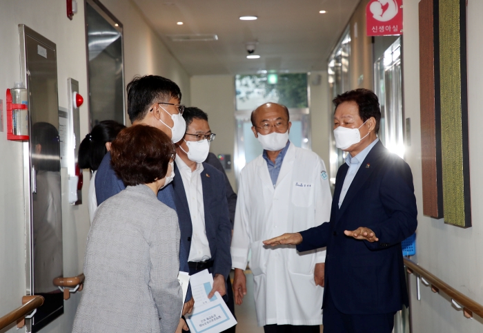 박완수 경상남도지사, 밀양공공산후조리원 현장의 소리를 듣다