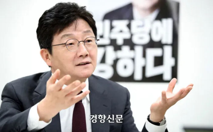유승민 『대놓고 싸우자는 개각···신원식, 군 미필자 대통령 절대 안 된다더니』