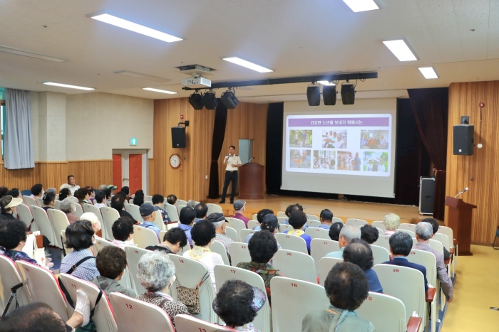 사천소방서 서석기 서장, 삼천포노인대학교 특별 강연