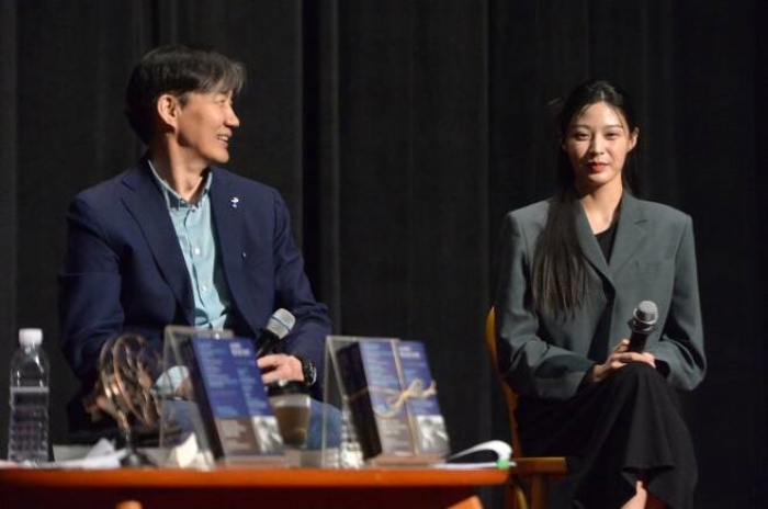 조국 『엄마가 준 표창장 때문에 의사면허 박탈당한 딸..화 많이 난다』
