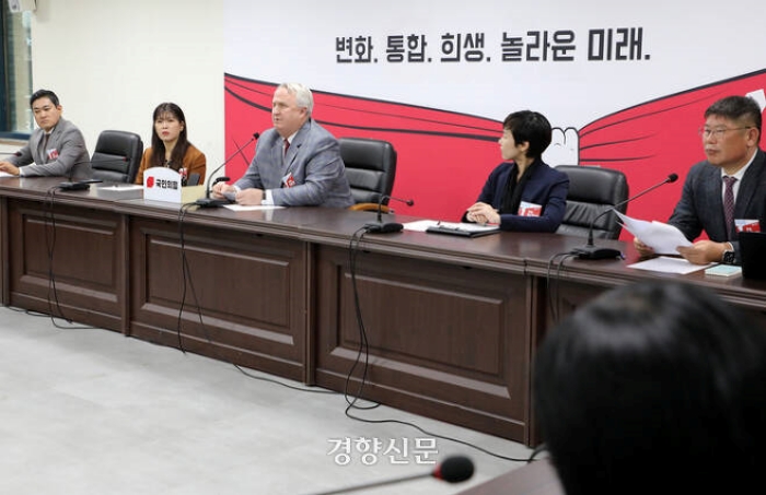 국민의힘 이준석·홍준표 「대사면」 추진···홍준표 『니들끼리 총선 잘해라』
