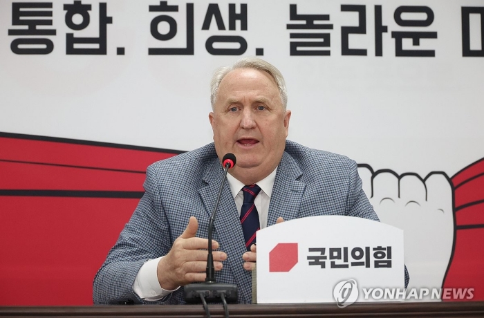 與혁신위 『지도부·중진·친윤에 불출마·수도권 험지출마 요구』