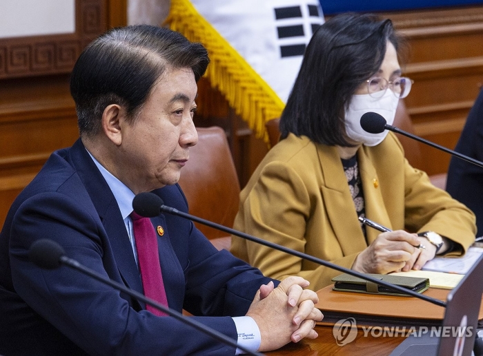 [속보] 민주, 「이동관 탄핵안」 철회서 제출…『재발의 수순』