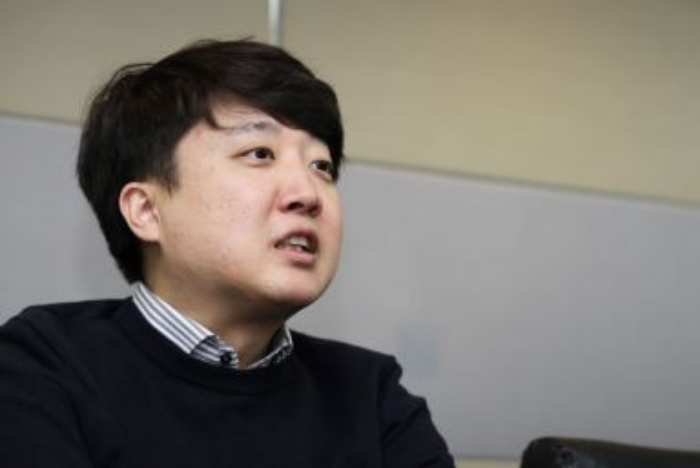 이준석 『40살 먹은 당대표에 준석이? 어디서 배워먹었나』