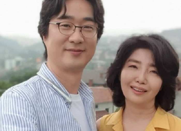 여에스더 고발 당하자 남편 홍혜걸 「시기·질투 이겨내야」