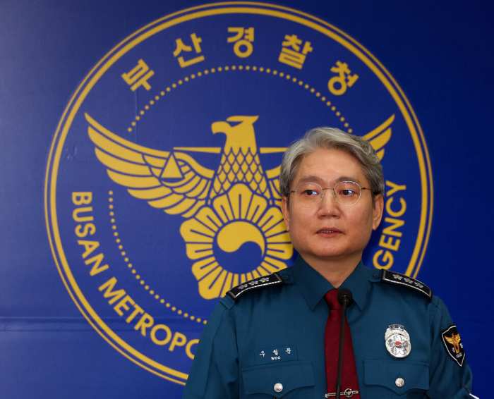 「이재명 습격범은 국힘 출신 태극기부대」말 못 하는 경찰