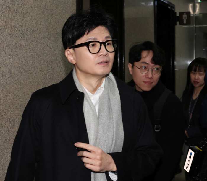 한동훈, 「대통령·법무장관도 보수 깎으라」 는 이준석에 『「싫으면 시집 가」 수준』
