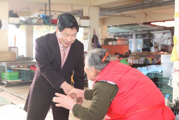 전통시장에서 우리 함께 설을 준비합시다!