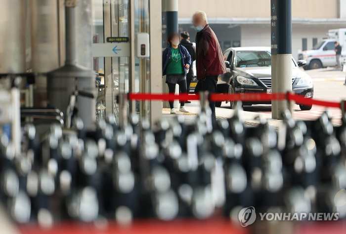정부 『불법 집단행동 오늘부터 법 따라 조치…원칙 변함 없어』