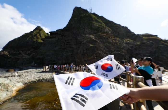 『한국은 파트너』 라면서 『독도는 일본땅』… 치졸한 日 외교청서