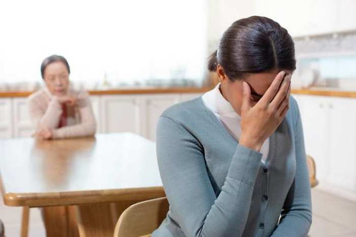 『너는 부끄러운 줄도 모르니?』 시댁에 생리대 버렸다고 며느리 꾸짖은 시모