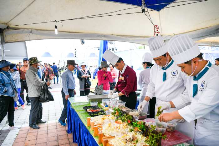 「제18회 보물섬 미조항 멸치&수산물 축제」개최