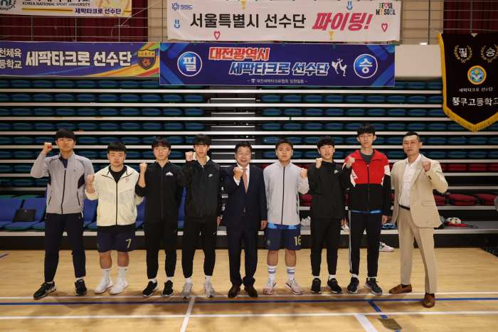 ［동정］이상근 고성군수, 제35회 회장기 세팍타크로대회 격려 방문