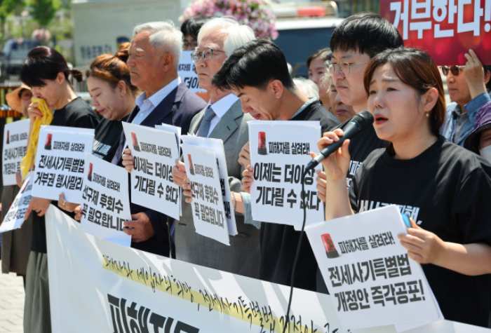 『대통령의 거부권, 내가 이 나라의 국민 맞나…버려진 느낌』