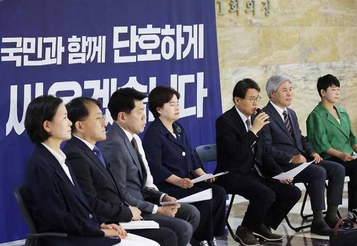 조국혁신당, 윤 대통령 「석유 매장」 발표에 『주가조작 의도라면 큰일』