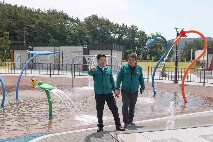 ［동정］이상근 고성군수, 남포항 어린이 물놀이터 안전점검 실시