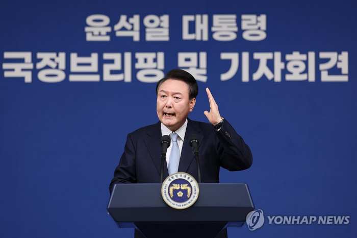 「尹대통령 지지율 23%」…국민의힘 30%, 민주당 31%[한국갤럽]