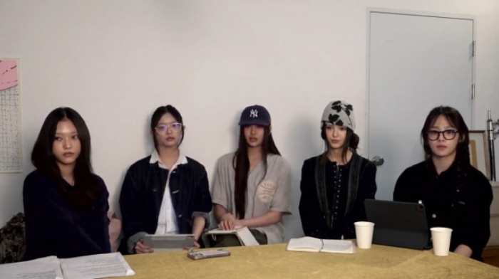 뉴진스, 하이브 저격…『민희진, 어도어 CEO 돌려놔라』